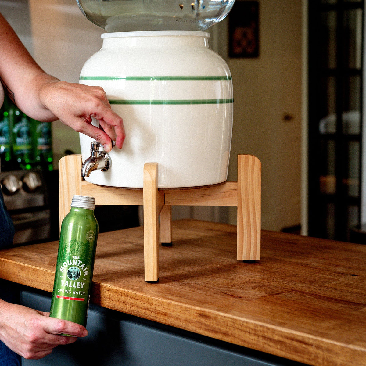 Spring Water Cooler Home Bottled Water Delivery 5-Gallon Water