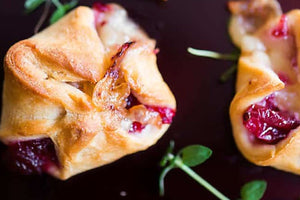 CRANBERRY BRIE BITES AND MOUNTAIN VALLEY WATER #BACKTOTHETABLE