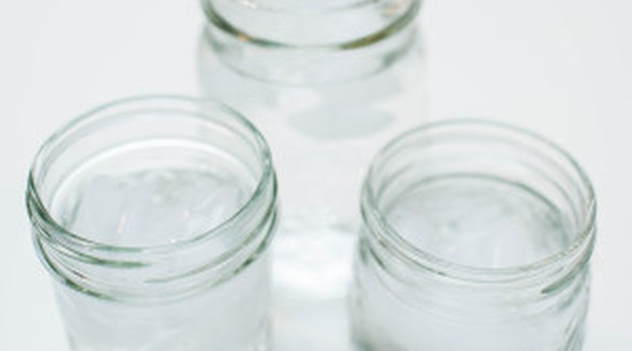 DISTILLED. SPARKLING. SPRING. WHAT'S THE DIFFERENCE?