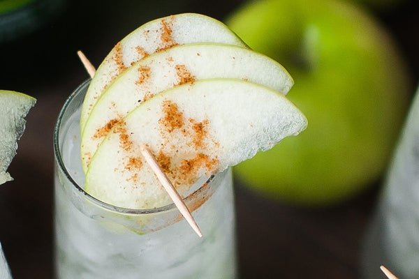 Cocktail Hour: Apple Hinny with Mountain Valley Sparkling Key Lime Twist